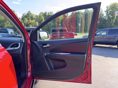 Used 2014 Dodge Journey SXT w/ Flexible Seating Group AWD/4WD image 14