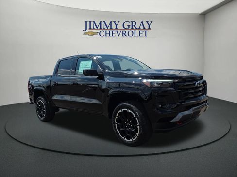 New 2026 Chevrolet Colorado Z71 w/ Technology Package AWD/4WD image 7