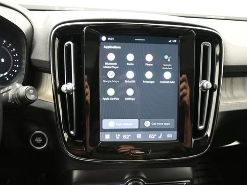 Used 2023 Volvo XC40 B5 Plus w/ Driver Assist Package AWD/4WD image 13