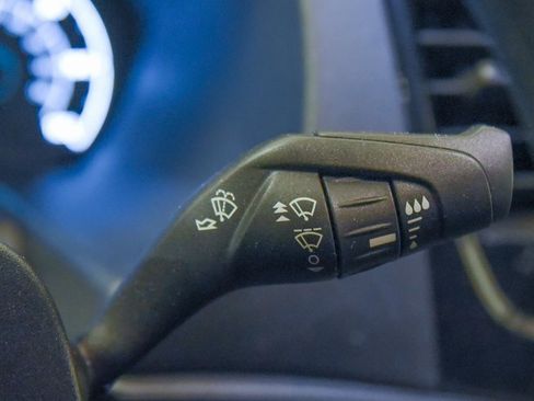 Used 2023 Ford Transit 350 XLT image 26