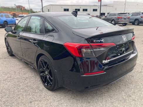 Used 2024 Honda Civic Sport image 5