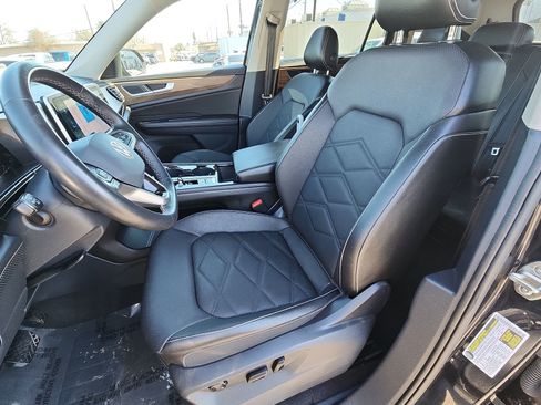 Used 2024 Volkswagen Atlas SE image 13