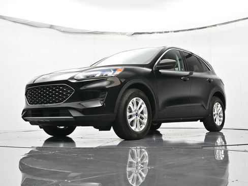 Certified 2022 Ford Escape SE w/ Convenience Package image 46