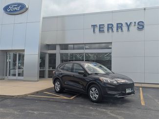 Used 2021 Ford Escape S image 1