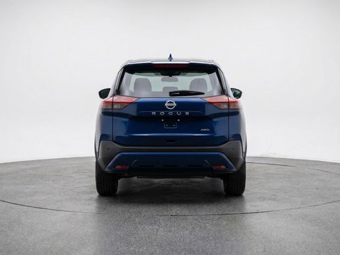 Used 2025 Nissan Rogue SV image 7