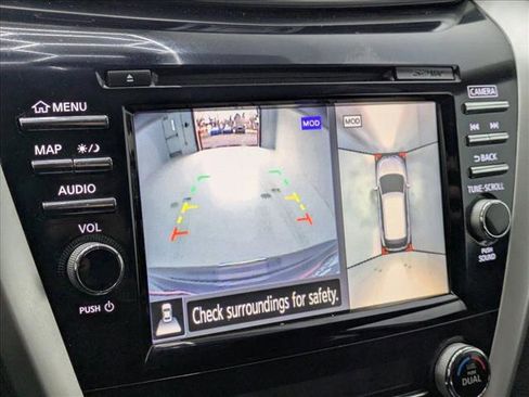 Used 2018 Nissan Murano SL w/ Moonroof Package image 15