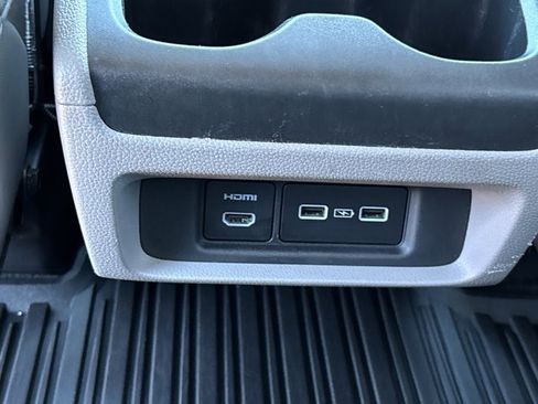 Used 2023 Honda Odyssey Touring image 21