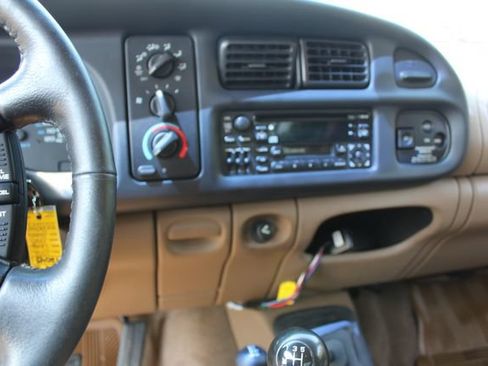 Used 1998 Dodge Ram 2500 Truck 4x4 Quad Cab image 19