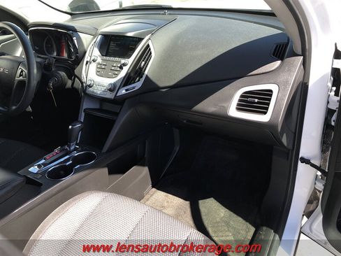 Used 2017 GMC Terrain SLE FWD image 22