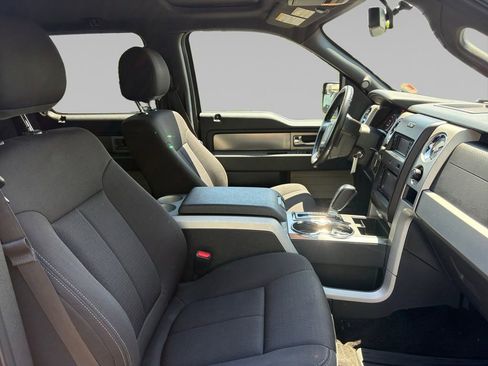 Used 2014 Ford F150 FX4 w/ Equipment Group 401A Mid AWD/4WD image 17