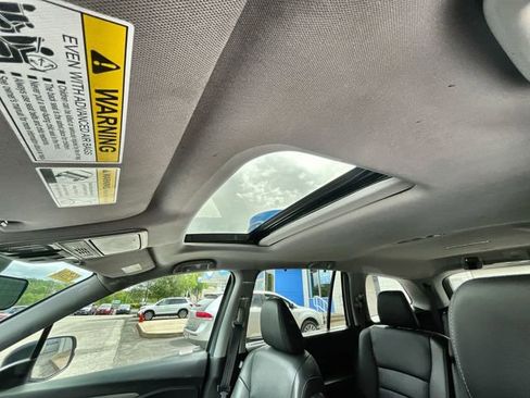 Used 2022 Honda Pilot Special Edition image 18