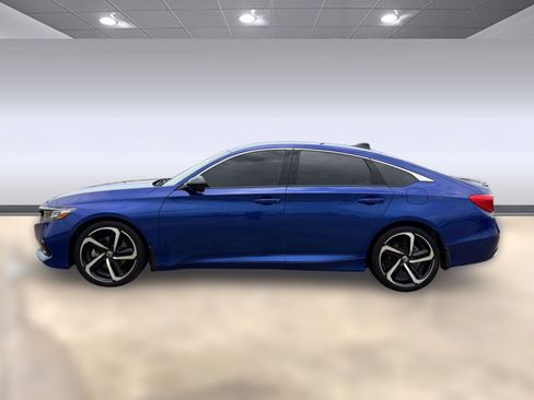 Used 2022 Honda Accord Sport image 2