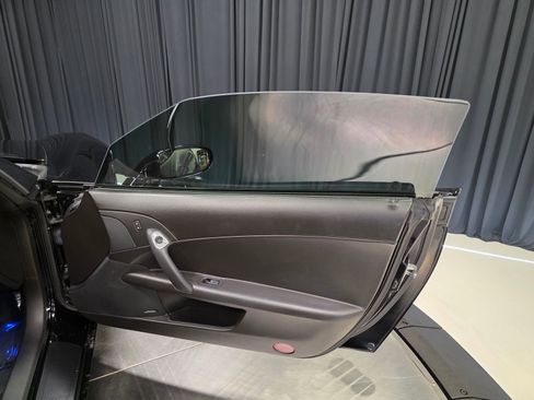 Used 2007 Chevrolet Corvette Z06 w/ Preferred Equipment Group image 28