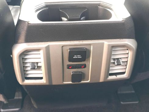 Used 2016 Ford F150 Lariat w/ Equipment Group 502A Luxury RWD image 17
