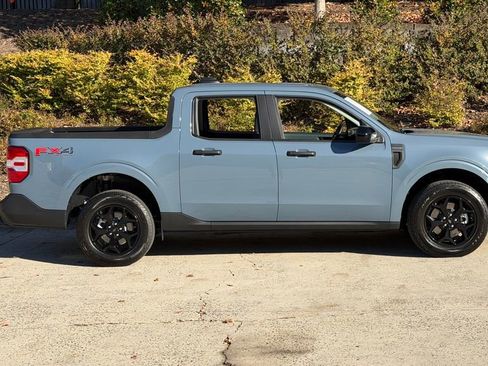 Used 2025 Ford Maverick XLT w/ XLT Luxury Package image 2