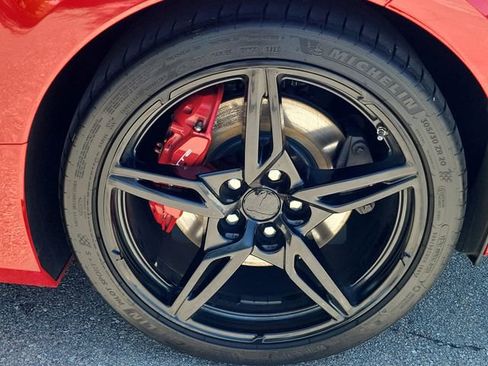 Used 2020 Chevrolet Corvette Stingray Preferred Cpe w/ 2LT Preferred Equipment Group RWD image 11