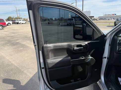 Used 2021 Chevrolet Silverado 1500 LTZ w/ Technology Package image 13