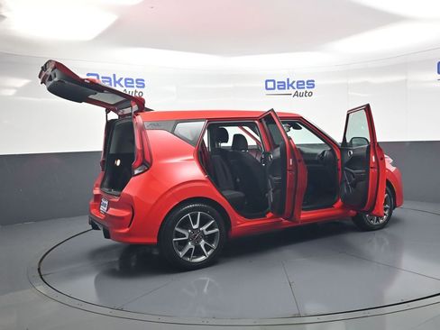 Used 2022 Kia Soul GT-Line FWD image 55