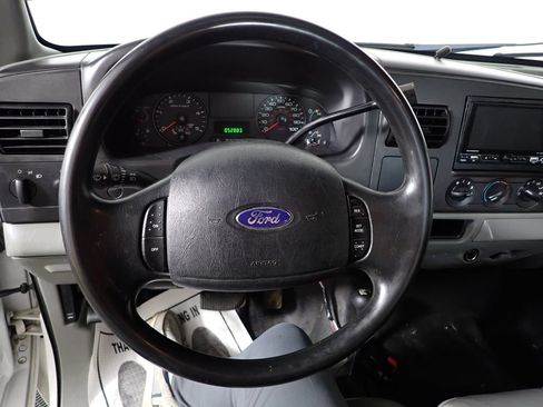 Used 2006 Ford F250 XL AWD/4WD image 22