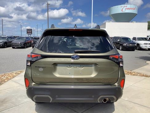 Used 2025 Subaru Forester Limited w/ Popular Package #2 AWD/4WD image 3