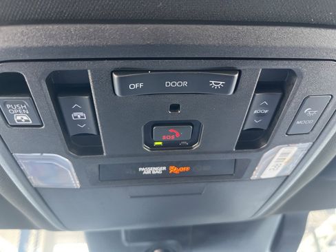 Used 2022 Toyota Tundra Platinum image 22