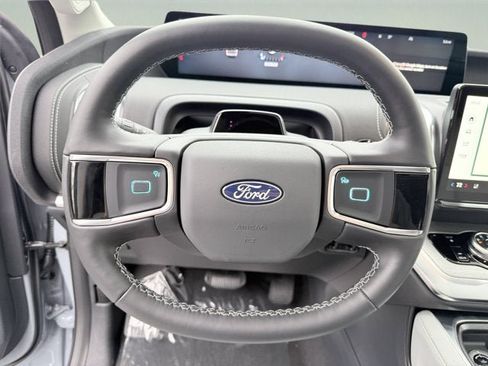 New 2027 Ford Expedition Platinum w/ Platinum Ultimate Package AWD/4WD image 15