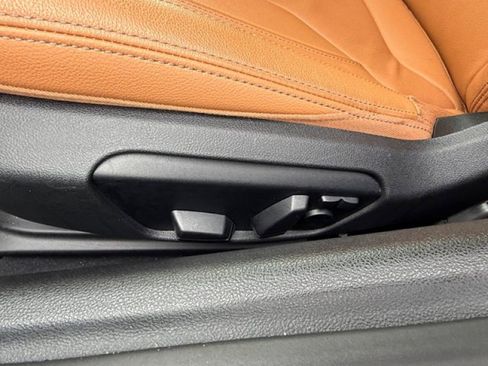 Used 2023 BMW Z4 sDrive30i w/ Shadowloine Package image 11