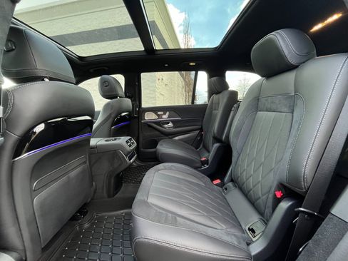 Used 2026 Mercedes-Benz GLS 63 AMG AMG w/ 23 INCH WHEELS, CARBON image 46