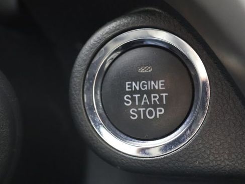 Used 2024 Subaru Crosstrek 2.0i Premium AWD/4WD image 16