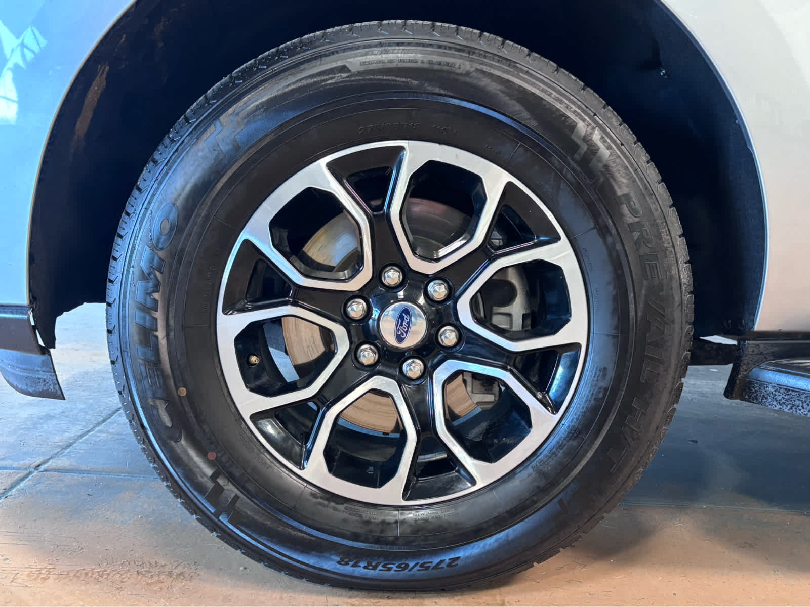 Used 2024 Ford Expedition XLT AWD/4WD image 11