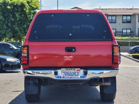 Used 2004 Toyota Tacoma PreRunner RWD image 7