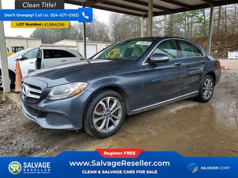 Used 2015 Mercedes-Benz C 300 4MATIC Sedan image 1