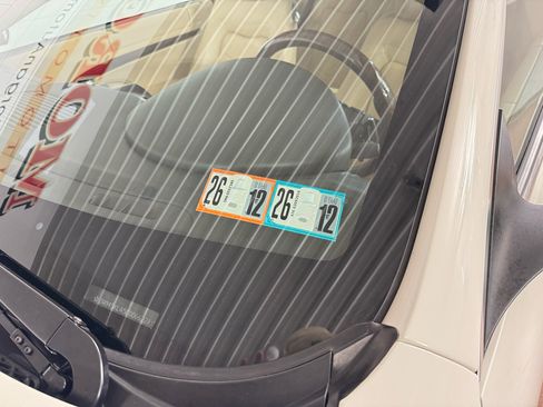 Used 2012 Maserati GranTurismo S image 11