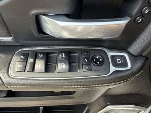 Used 2021 RAM 2500 Laramie w/ Safety Group B AWD/4WD image 30