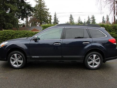 Used 2014 Subaru Outback 2.5i Limited image 15
