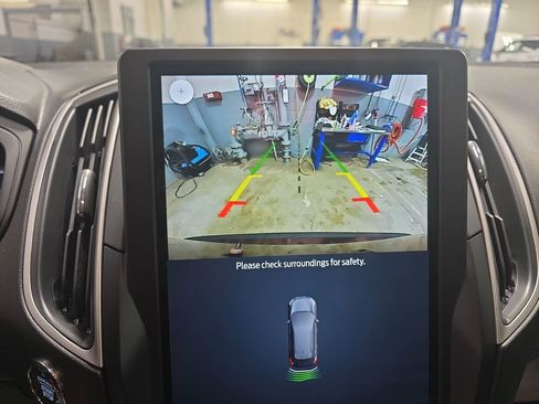 Used 2024 Ford Edge SEL w/ Convenience Package image 25