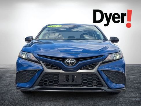 Used 2024 Toyota Camry SE FWD image 8