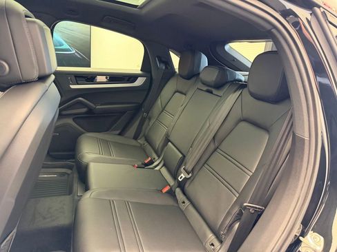 New 2026 Porsche Cayenne Coupe AWD/4WD image 15