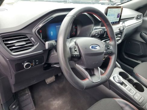 Used 2025 Ford Escape ST-Line image 11