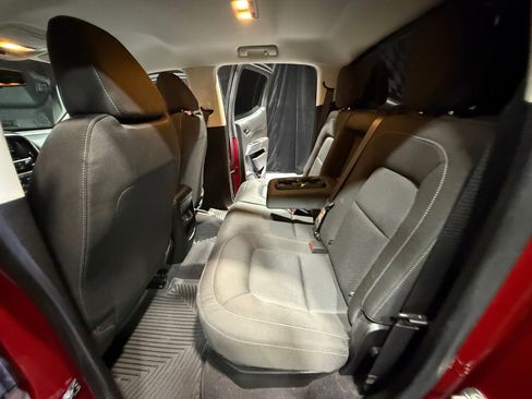 Used 2019 Chevrolet Colorado LT w/ LT Convenience Package image 17