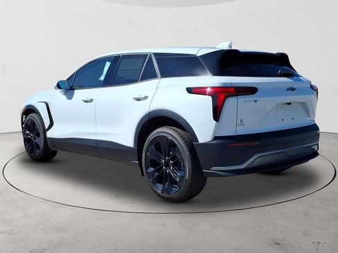 New 2026 Chevrolet Blazer EV LT w/ LPO, Blackout Package FWD image 7
