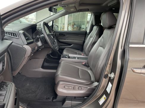 Used 2019 Honda Odyssey Touring image 7
