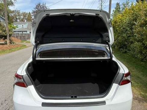 Used 2024 Toyota Camry XSE w/ Cold Weather Package FWD image 13