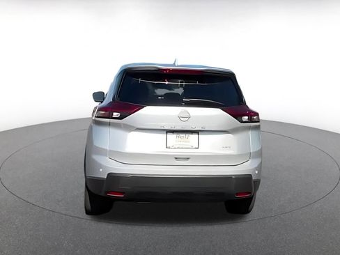 Used 2025 Nissan Rogue SV AWD/4WD image 7