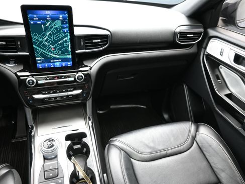 Used 2021 Ford Explorer ST w/ Equipment Group 401A image 36