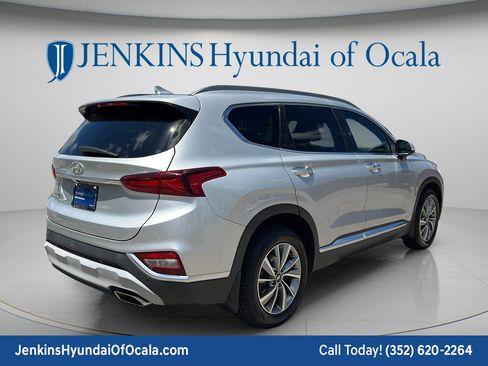 Used 2020 Hyundai Santa Fe SEL w/ Convenience + Premium Package FWD image 3