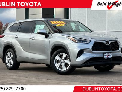 Certified 2022 Toyota Highlander L