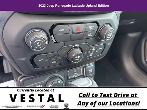 Used 2023 Jeep Renegade Latitude w/ Sun/Sound Group AWD/4WD image 30