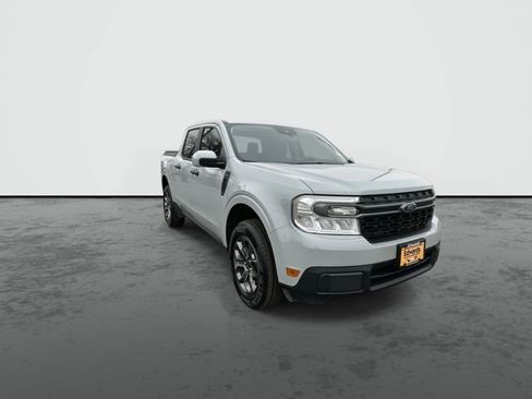 Used 2023 Ford Maverick XLT w/ XLT Luxury Package image 2