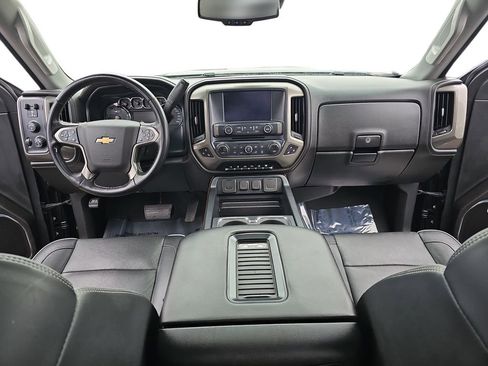 Used 2019 Chevrolet Silverado 2500 High Country w/ Duramax Plus Package image 9